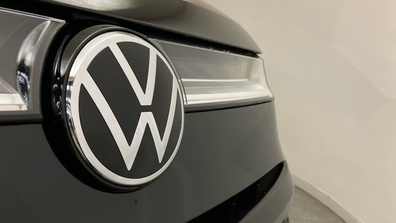 Volkswagen Multivan 2.0 TDI Style 5dr LWB DSG Diesel Estate